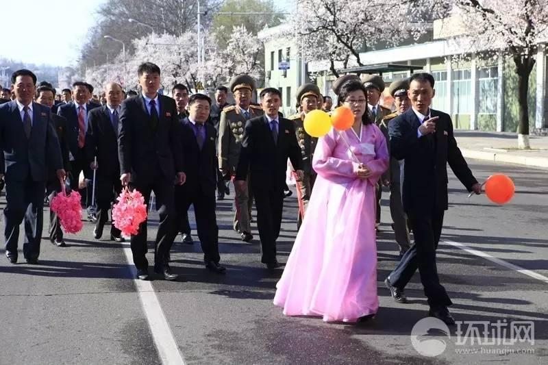 美国队教练压力巨大！，科维托娃遭遇二十持续失利观众掌声雷动的简单介绍